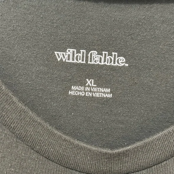 olive green crop top in the size xl! - Picture 4 of 4